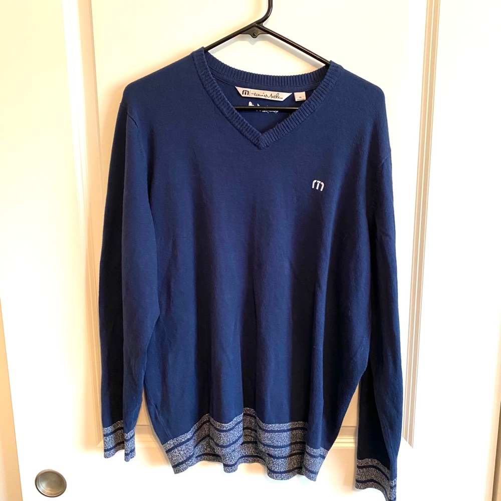 Travis Mathew v-neck sweater